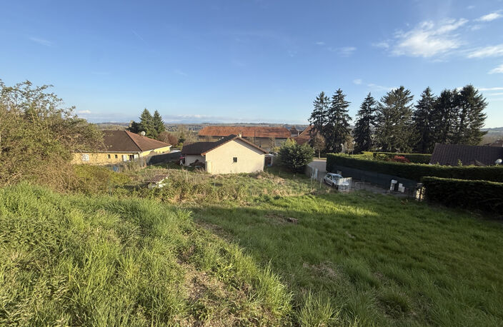 Terrain constructible au calme sur les hauteurs de La Tour Du Pin — photo 3