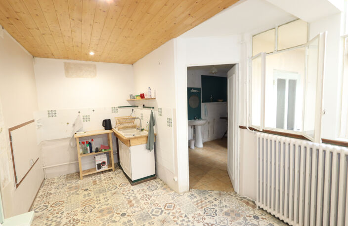 Maison individuelle spacieuse avec cour dans le centre de La — photo 2