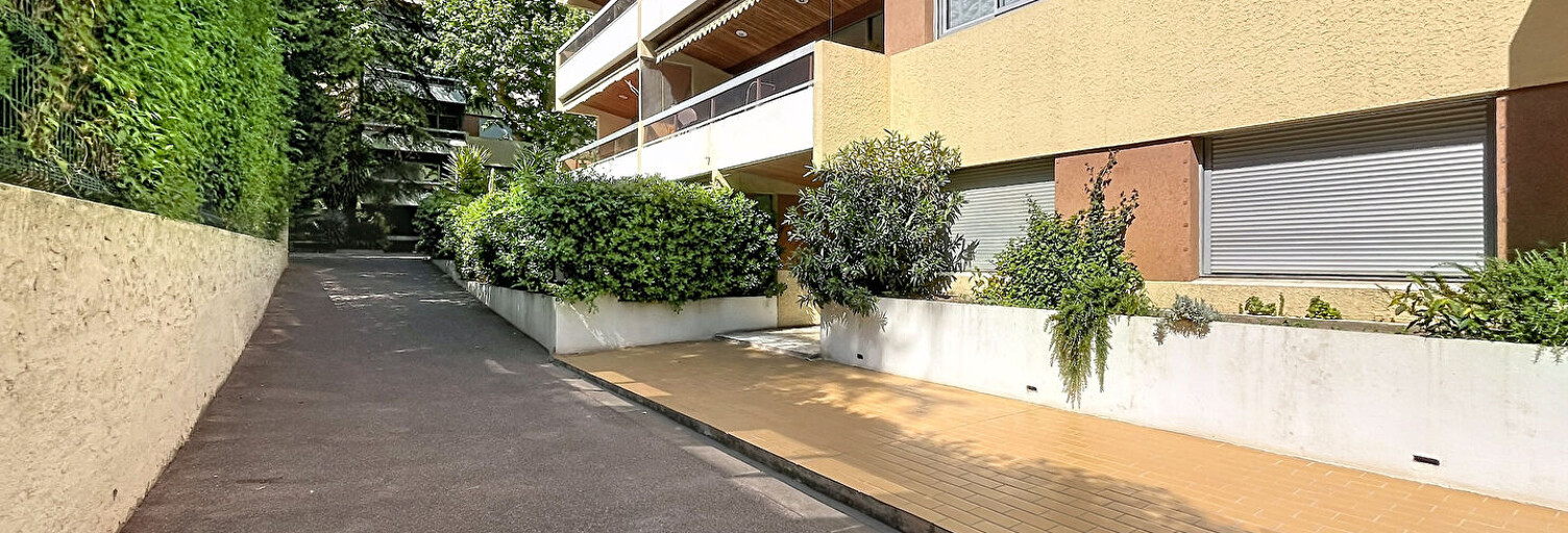 Appartement 2 Pièces 43 m² à vendre à Marseille 8 (13008)