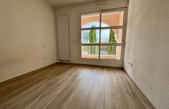 Appartement T3 dans résidence avec piscine — photo 3