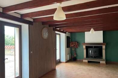 Maison 5 pièces 1050 €
