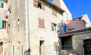 Immeuble  124 m² à vendre à Saint-Christol (84390)
