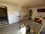 IMMEUBLE DE 124 m² HABITABLES A RENOVER - — photo 4