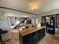 Belle maison en bois et son gîte, situation idéale ! — photo 3