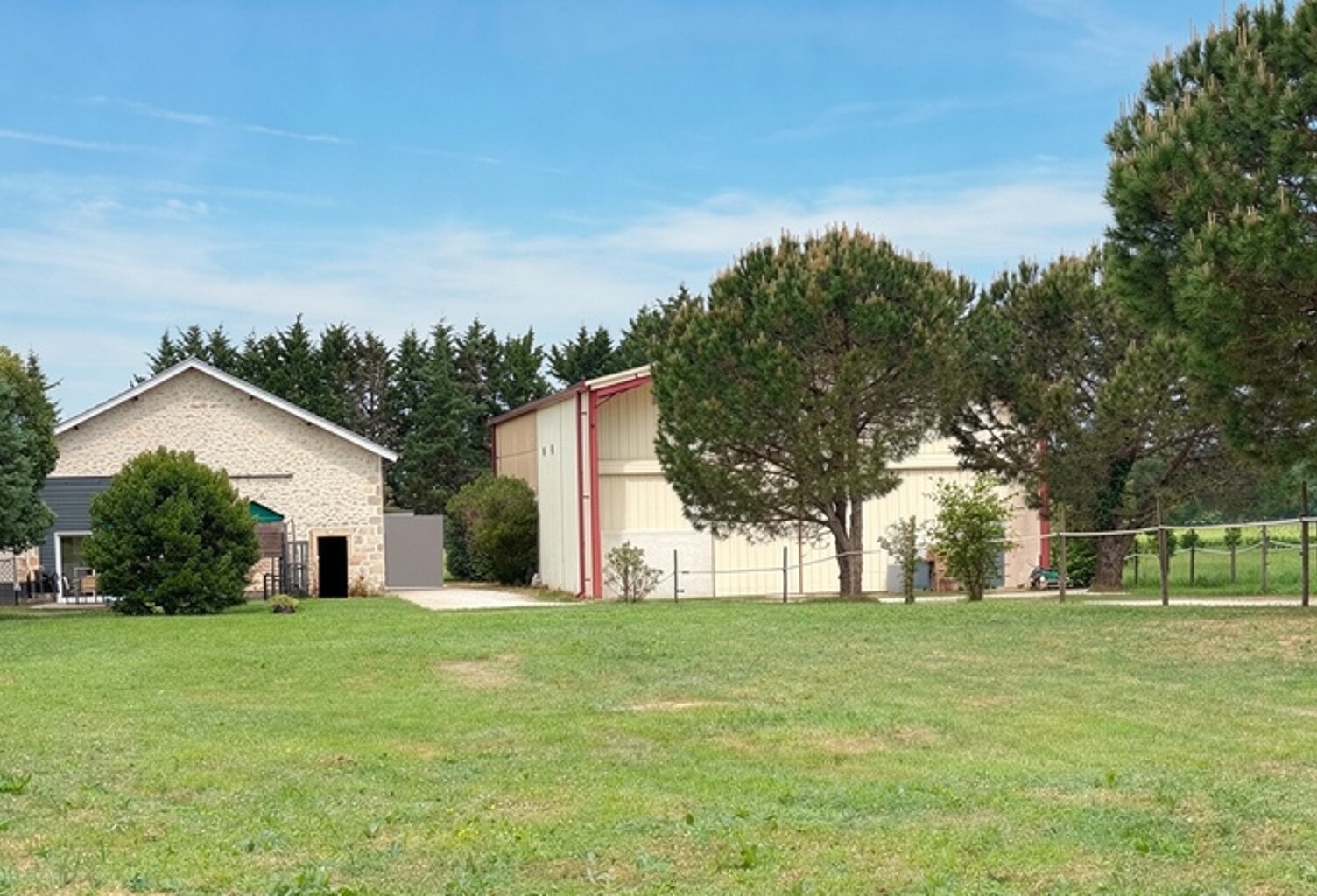 Maison à vendre 5 pièces SAINT SULPICE DE POMMIERS (33) — photo 1