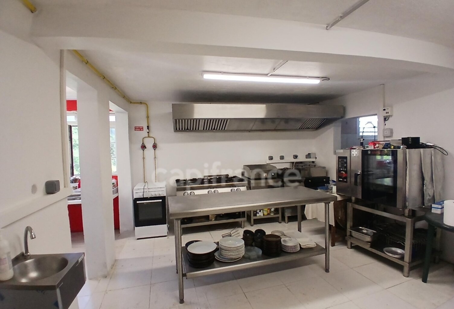 OPPORTUNITÉ IMMÉDIATE – DROIT AU BAIL RESTAURANT – LE MARIN 40000€ fai — photo 1