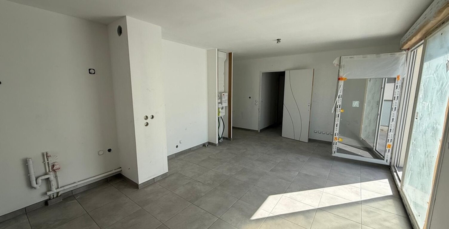 À vendre – Appartement T2 de 43,80 m² à La Roche-sur-Foron (74) — photo 1
