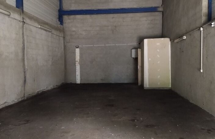 Dpt Isère (38), à louer SAINT VINCENT DE MERCUZE Local industriel 90 m² — photo 3
