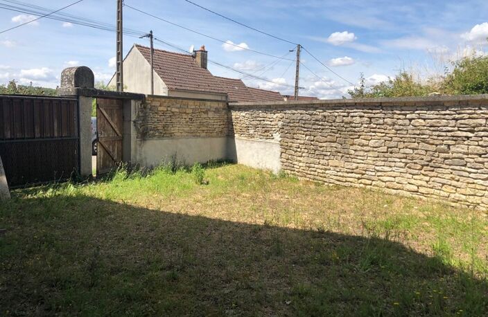 Grange avec cour et jardin proche MONTBARD (21500) — photo 4