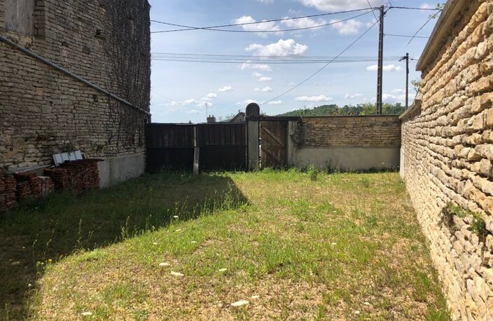 Grange avec cour et jardin proche MONTBARD (21500) — photo 5
