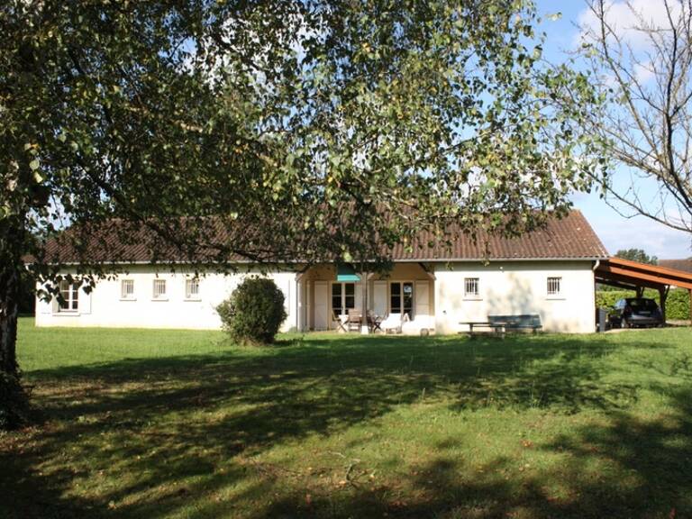 Maison à vendre 7 pièces proche de CUISERY (71) Maison au calme 200m2 - 5 chambres sur 3064m2 de terrain clos à 238 000 € — photo 1