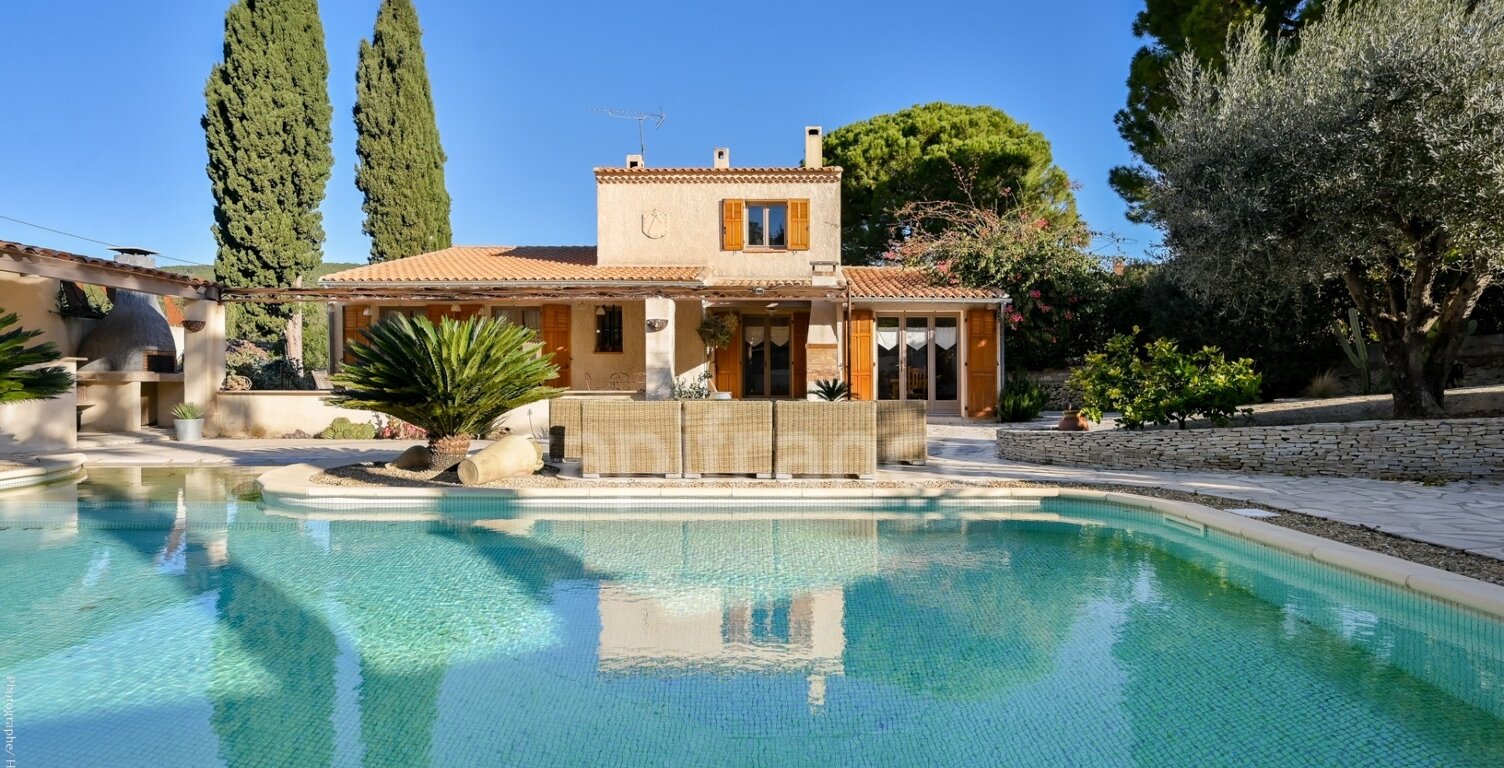 Maison à vendre 7 pièces CEYRESTE (13) piscine pool-house sur 1200 m2 de terrain — photo 1
