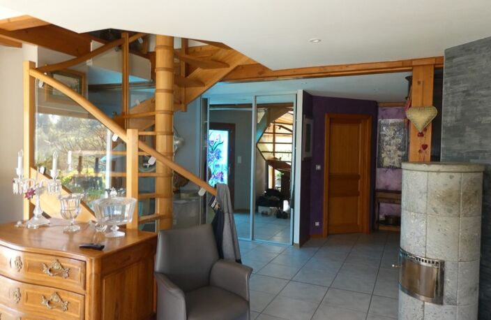GERARDMER (88) Chalet haut de gamme T6 de 150m², terrain 1450m² — photo 4
