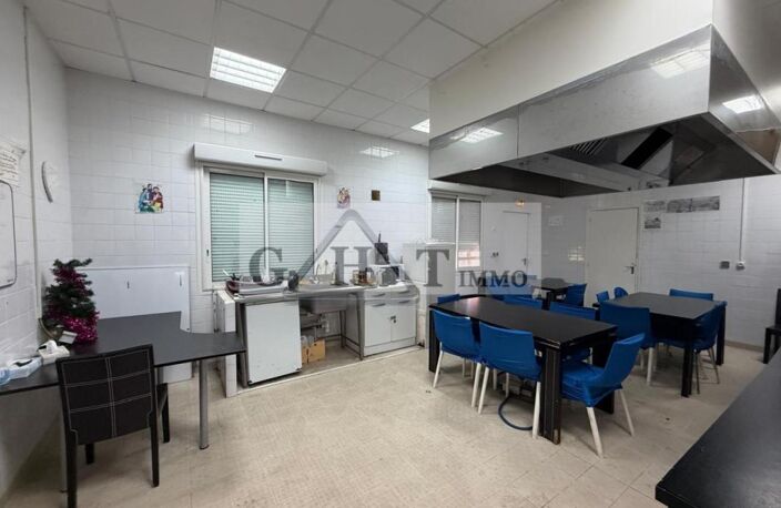 ENTREPOT/ BUREAU A VENDRE MERU — photo 3