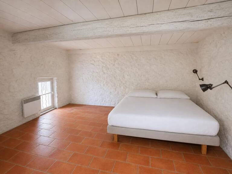 Charmante maison 9 pièces à Claviers — photo 1