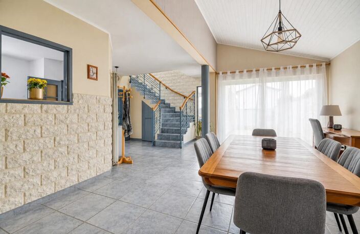Maison de 6 pièces de 140 m² et 70 m2 de combles aménageables — photo 5