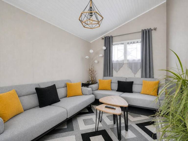 Maison de 6 pièces de 140 m² et 70 m2 de combles aménageables — photo 1