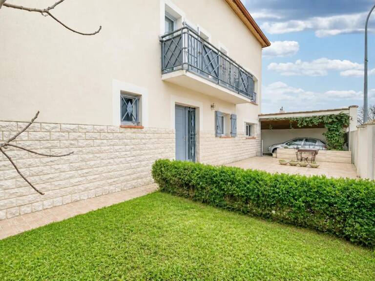 Maison de 6 pièces de 140 m² et 70 m2 de combles aménageables — photo 1