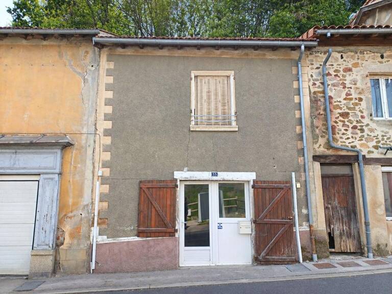 Maison à rénover – Gros potentiel en plein centre de Firmi — photo 1