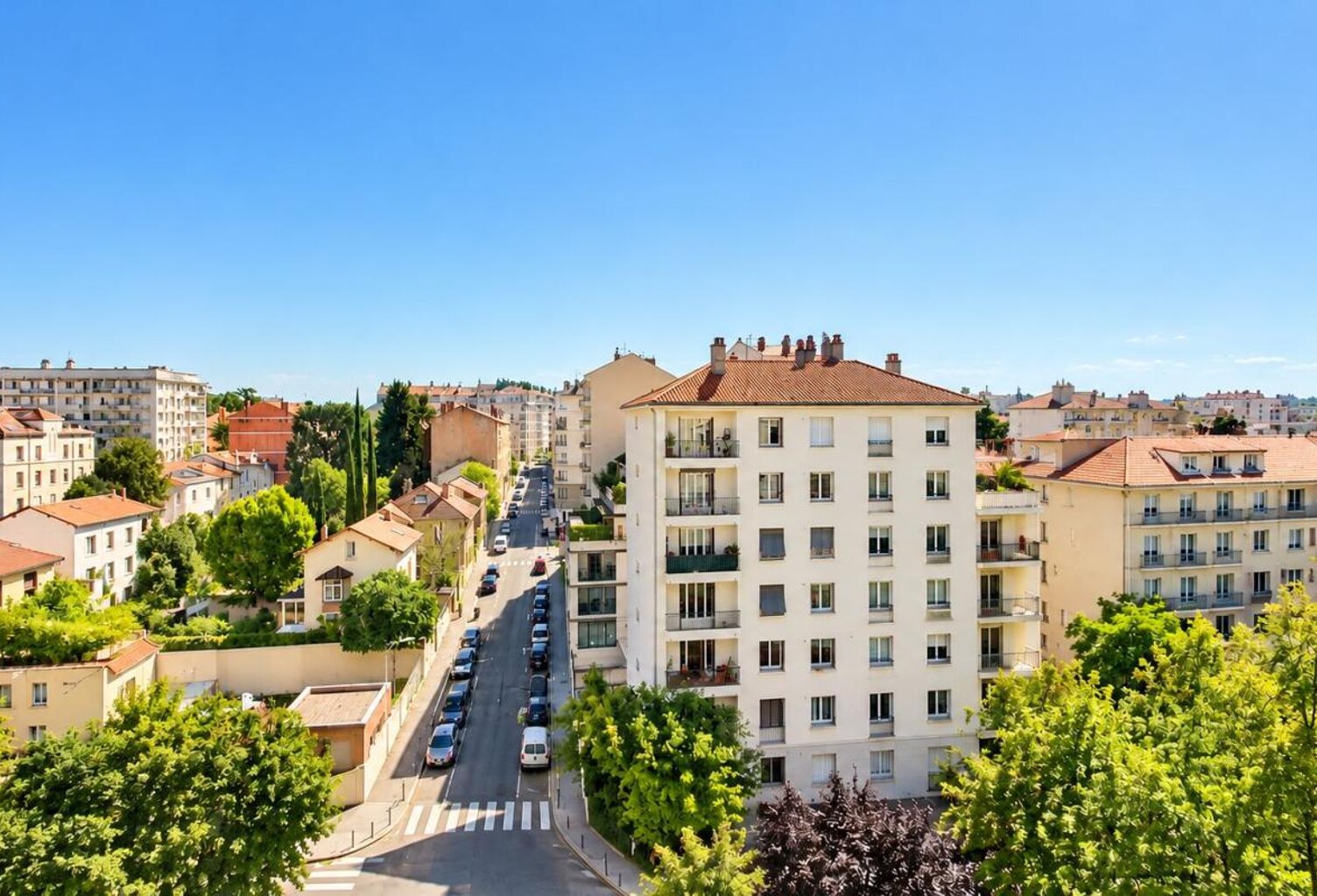 Appartement T2 Croix Rousse + place de parking — photo 1