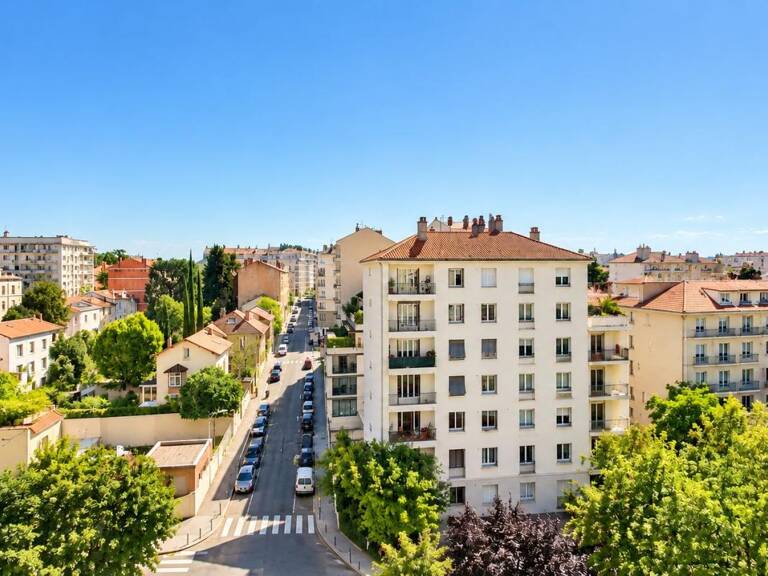 Appartement T2 Croix Rousse + place de parking — photo 1