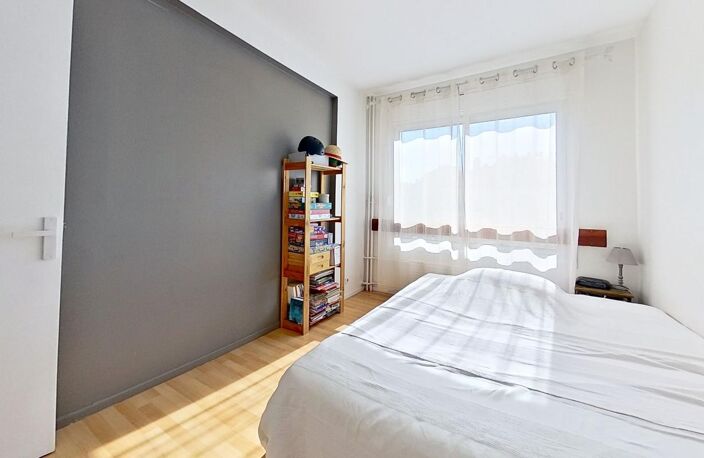 Appartement T2 Croix Rousse + place de parking — photo 5