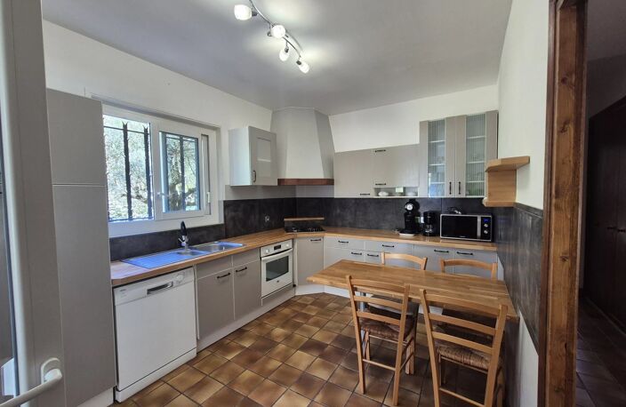 Villa 160 m² avec dépendance, piscine et terrain 2 800 m² — photo 5