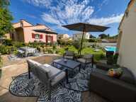 MONTFAVET – Maison familiale 147 m² avec piscine et jardin paysagé — photo 2
