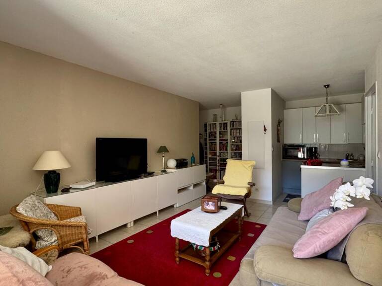 Bel appartement T2 avec garage — photo 1