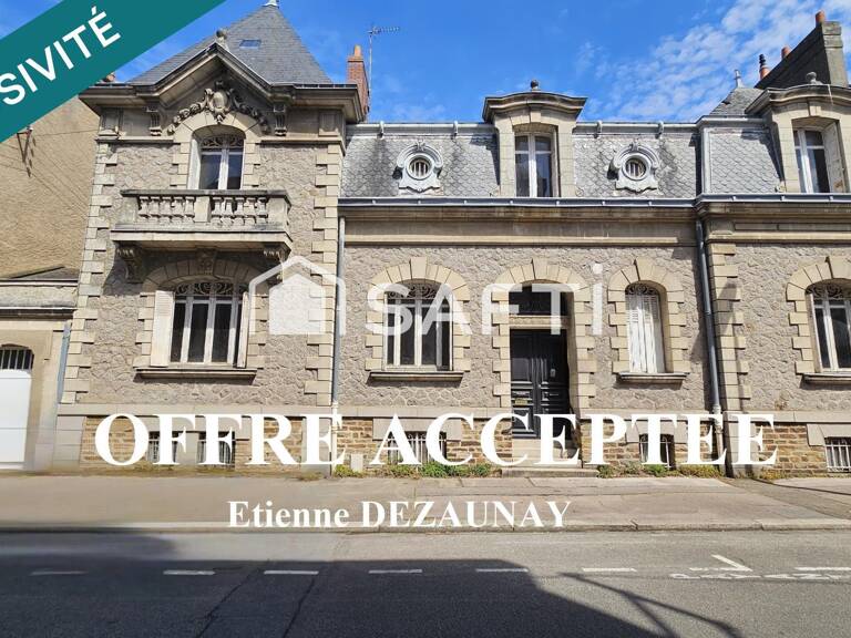 Quartier Monselet, garage de 45m², 9 chambres — photo 1
