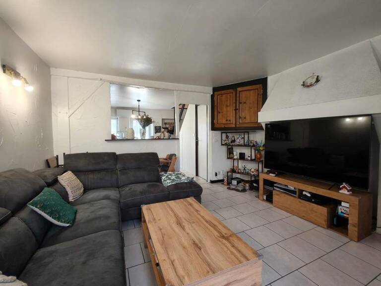 Maison de Ville 63 m² – Confort Moderne, Climatisée et Triple Stationnement — photo 1