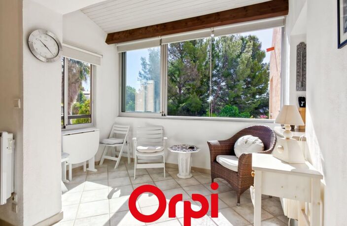 BANDOL APPARTEMENT AVEC PISCINE ET TERRASSE — photo 2