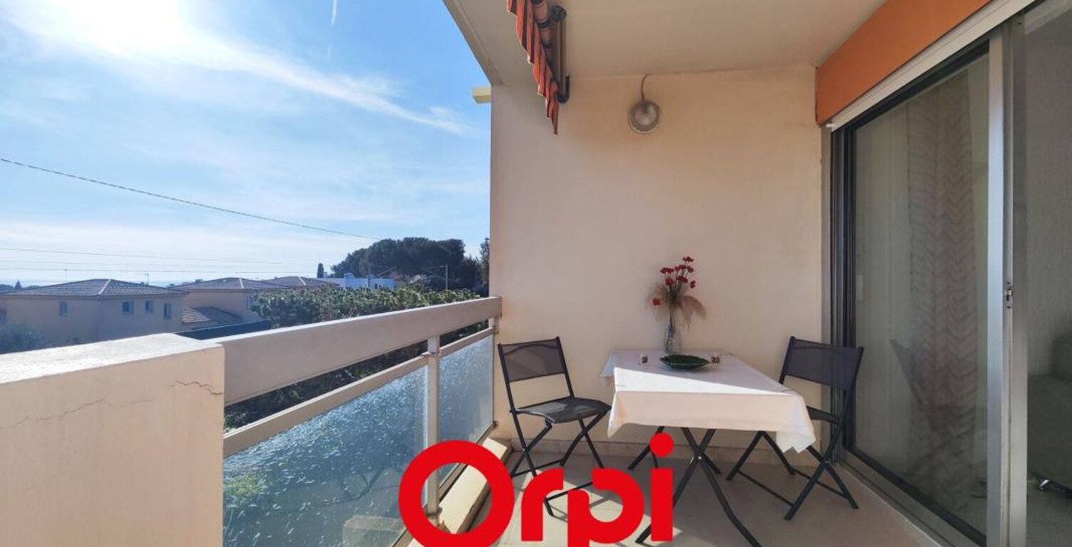 Bandol : studio vue mer avec parking — photo 1