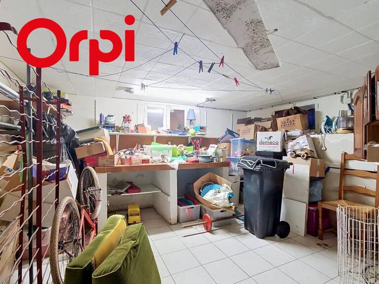 A vendre appartement T3 70m², grande cave, quartier Saint Jean (83100) — photo 1