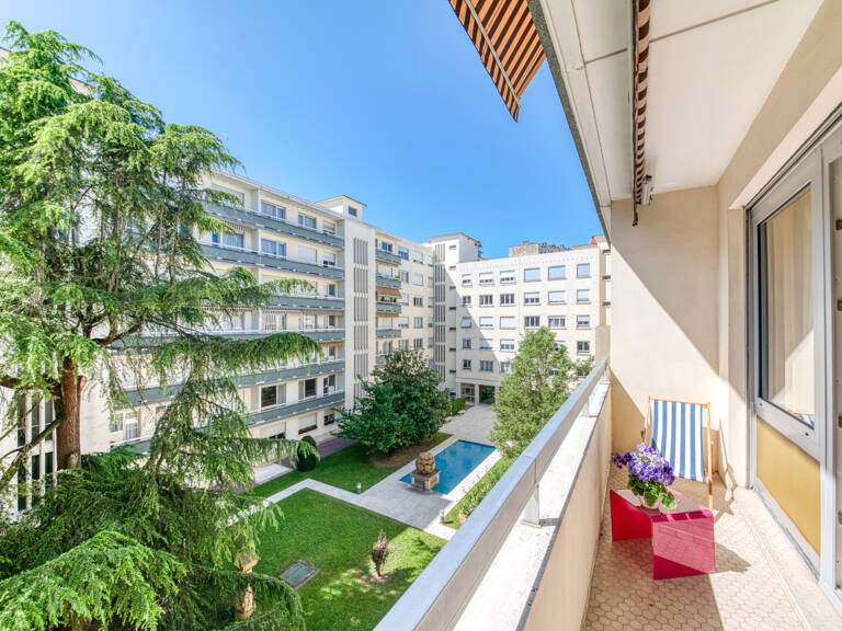 Lyon 6ème - T3 en étage élevé avec balcons proche parc de la — photo 1