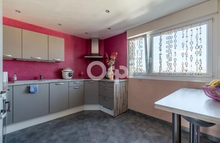 Appartement résidentiel 106 m² – 4 chambres – 3 balcons – parking –  proche centre-ville — photo 5