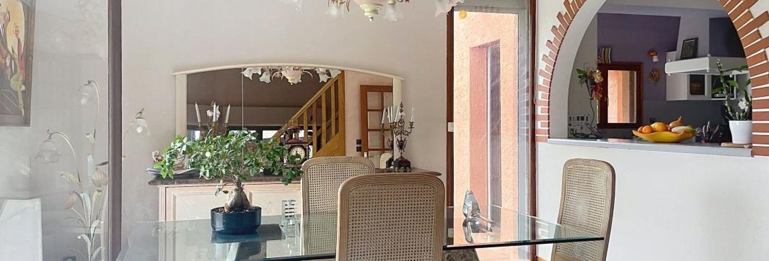 Maison 6 Pièces 260 m² à vendre à Lherm (31600)