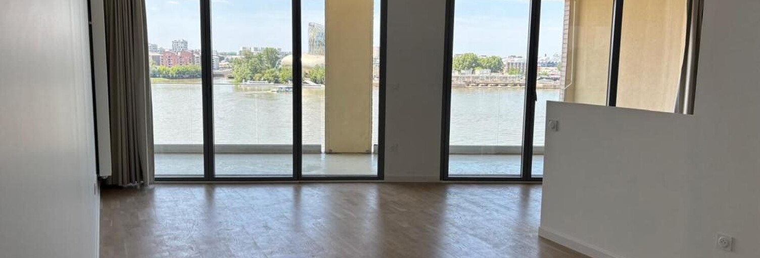 Commerce 5 Pièces 110 m² à louer à Bordeaux (33100)