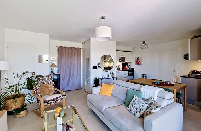 Appartement T3 66 m² 2 chambres terrasse et garage — photo 4