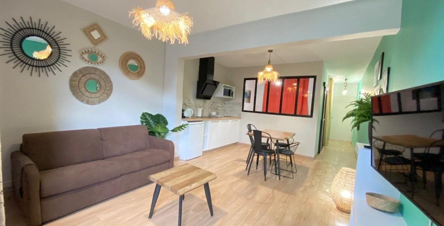 APPARTEMENT T2 MEUBLE  AU RDC AVEC JARDINET — photo 1