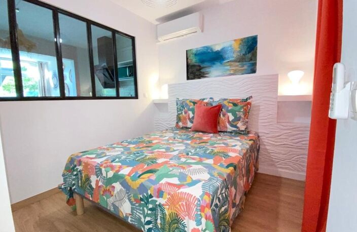 APPARTEMENT T2 MEUBLE  AU RDC AVEC JARDINET — photo 3