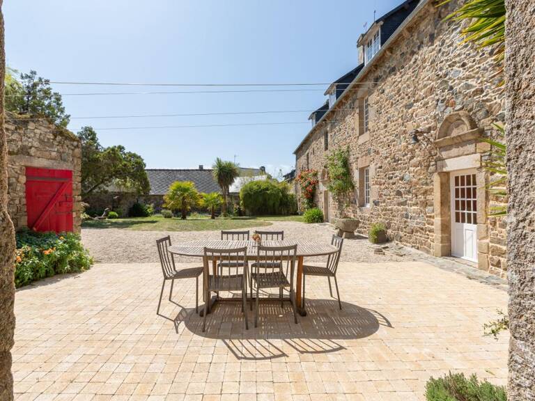 Manoir d’exception en pierre du XIVᵉ siècle – Saint-Brieuc, secteur CHU Yves Le Foll — photo 1