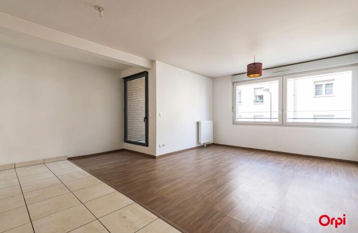 Appartement 46 m² – Centre-ville Reims – Balcon – Parking sous-sol – Résidence récente — photo 2