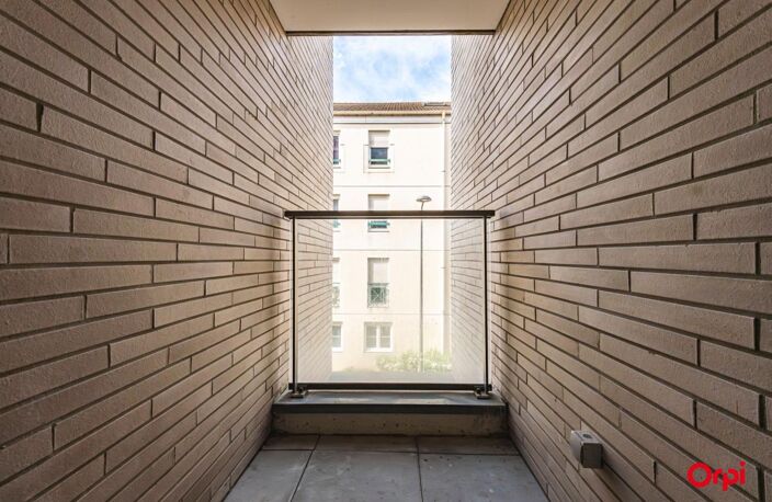 Appartement 46 m² – Centre-ville Reims – Balcon – Parking sous-sol – Résidence récente — photo 4