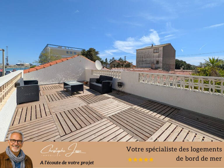 Ensemble immobilier avec cour intérieure et roof top vue Robine — photo 1