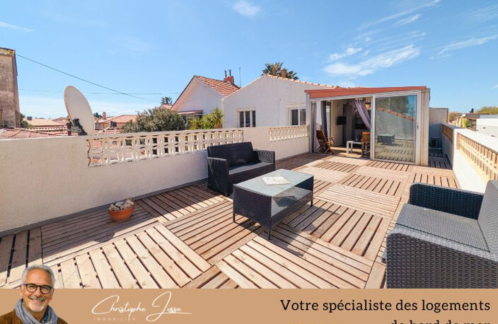 Ensemble immobilier avec cour intérieure et roof top vue Robine — photo 2