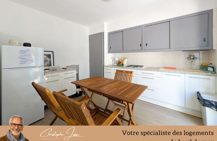 Ensemble immobilier avec cour intérieure et roof top vue Robine — photo 4