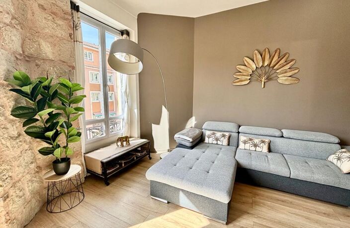 Appartement Nice vieux port 2 pièces 45 m2 avec balcon — photo 2