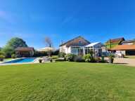 SAINT-SÉVERIN-SUR-L'ISLE ? CHARME, GRANDS VOLUMES ET PARC DE PLUS DE 5 000 M² — photo 4
