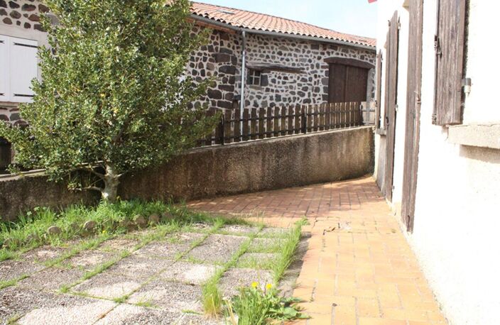 Maison Landos 6 pièce(s) 103 m2 garage, cour et atelier — photo 2